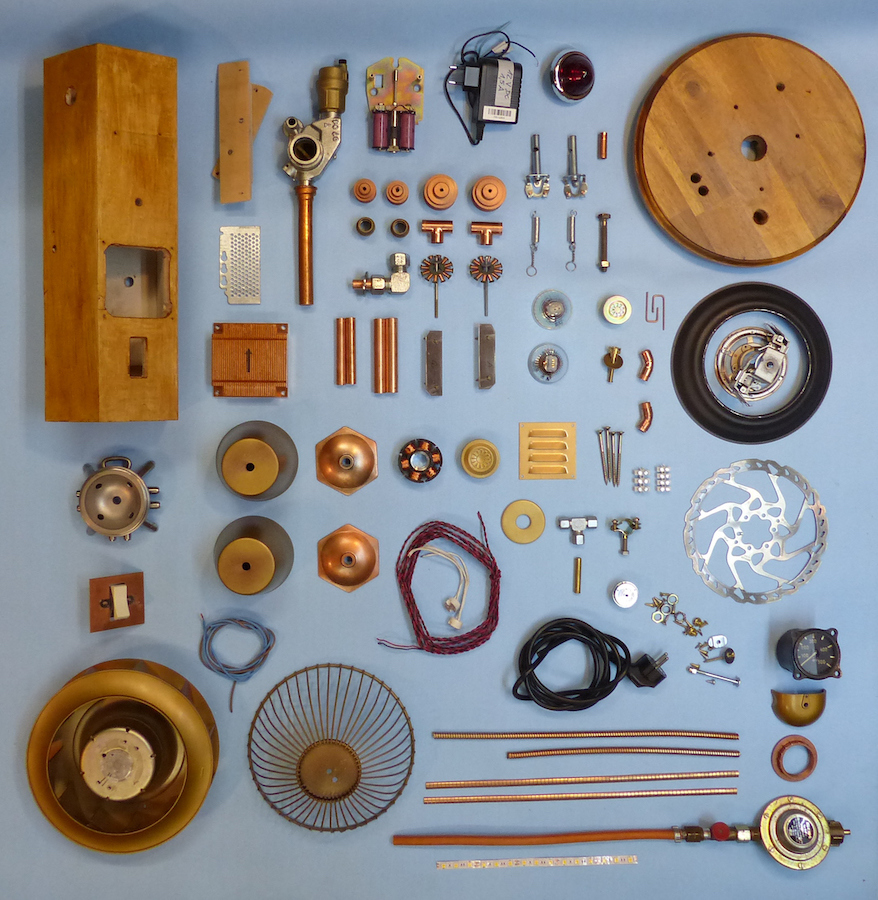 Steampunk Lamp 80 parts.jpg